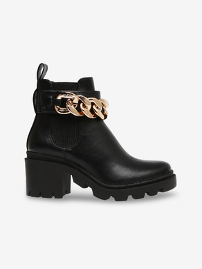 Steve Madden Amulet Ankle boots