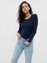 GAP T-shirt