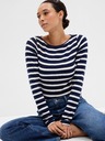 GAP T-shirt