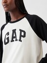 GAP T-shirt